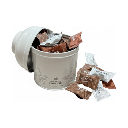 შოკოლადის ნაკრები რკინის ქილაში, 100 გრ